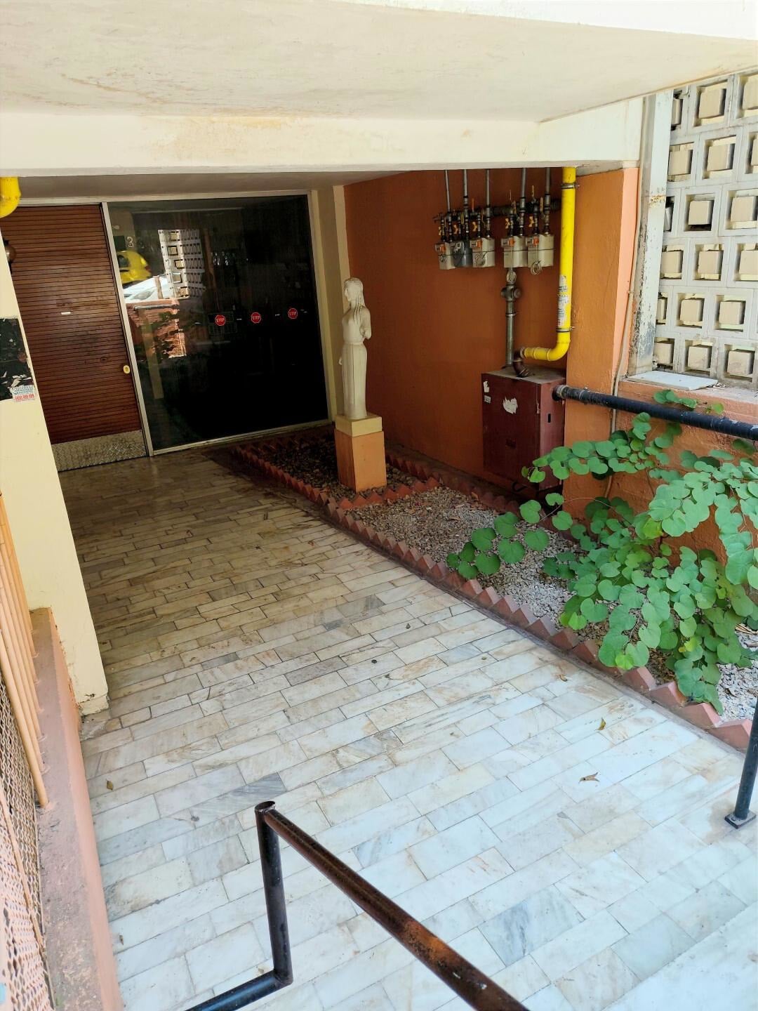 agios-eleftherios-rental-apartment-urban-keys-150-1005 (1) Ανακαινισμένο διαμέρισμα 51 τ.μ. προς ενοικίαση στον Άγιο Ελευθέριο – 6ος όροφος με μεγάλη βεράντα και θέα