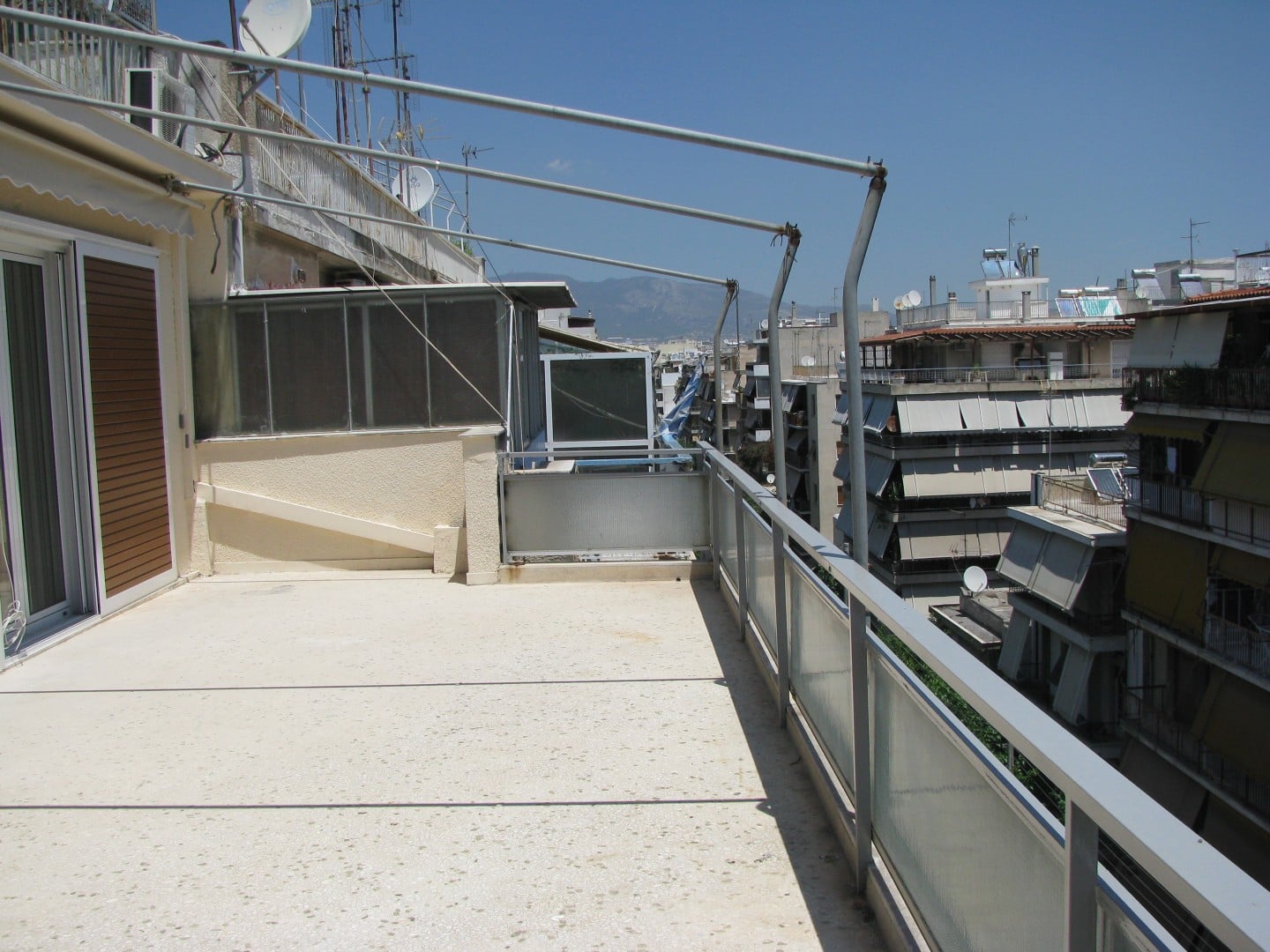 agios-eleftherios-rental-apartment-urban-keys-150-1005 (2) Ανακαινισμένο διαμέρισμα 51 τ.μ. προς ενοικίαση στον Άγιο Ελευθέριο – 6ος όροφος με μεγάλη βεράντα και θέα