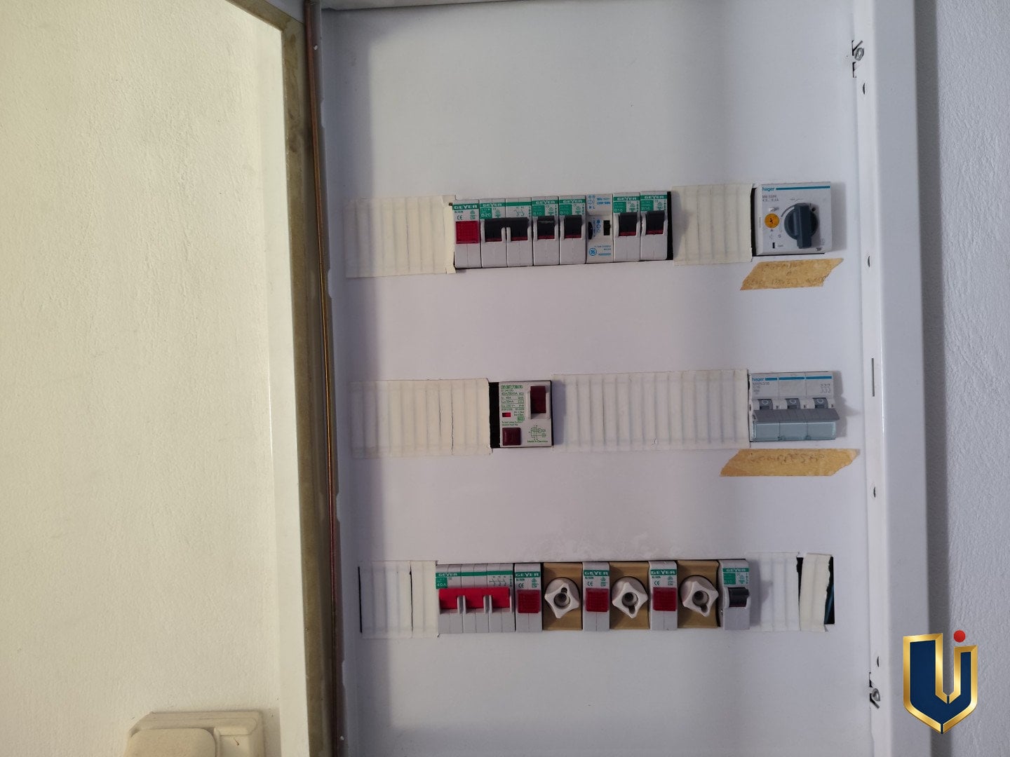 Ηλεκτρικός Πίνακας 380V | Βιοτεχνικό Κτήριο Περιστέρι 150-1022 Ηλεκτρικός πίνακας 380V βιοτεχνικού κτηρίου 496 τ.μ. στο Περιστέρι