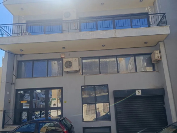Βιοτεχνικός επαγγελματικός χώρος 496 τ.μ. προς ενοικίαση στο Περιστέρι