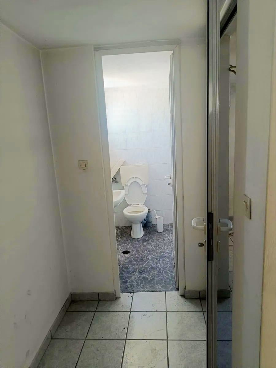viotechnikos-xoros-peristeri-496tm-wc-boithitikos-xoros-150-1019 Βιοτεχνικός Χώρος 496 τ.μ. προς Ενοικίαση στο Περιστέρι – Ανθούπολη | 150-1019